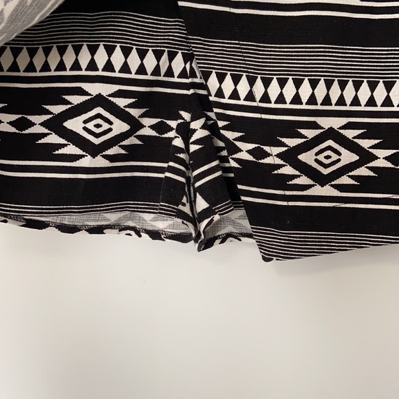 Hollister Aztec Skort - Picture 3 of 10